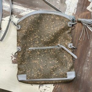 Queork Shoulder Bag / Purse